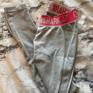 SOLD NWOT grey Gymshark flex leggings!